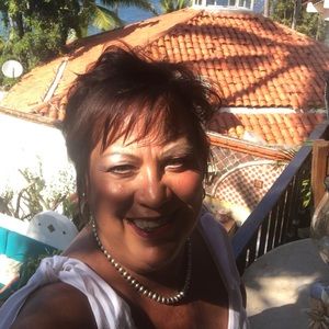 Meet your Posher, Michele